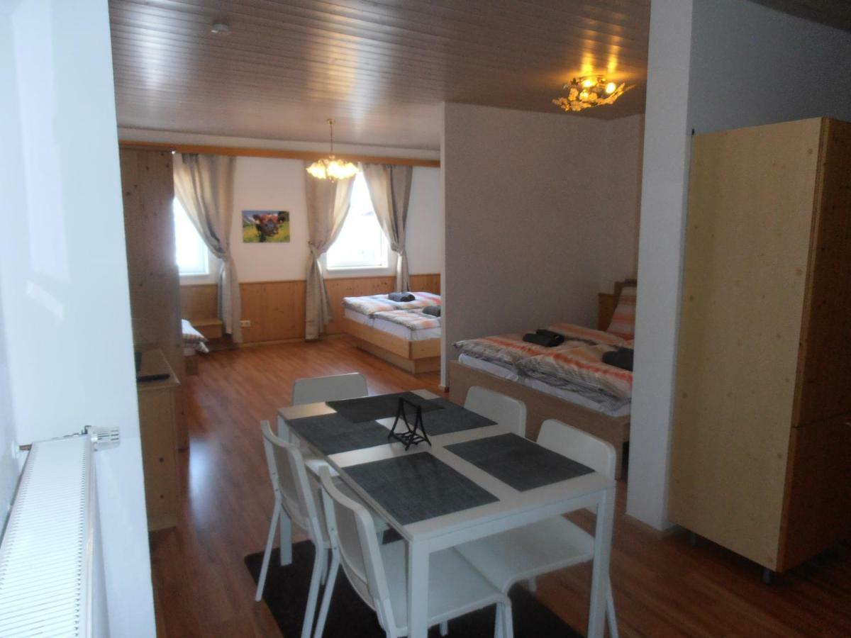 Restaurant Olympia & Apartments Берген Экстерьер фото